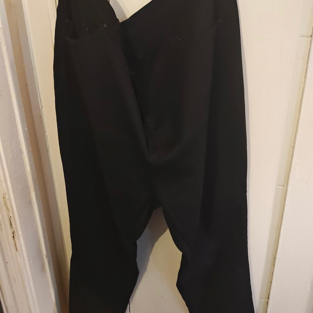 Avenue Black Skinny Jeans for Women